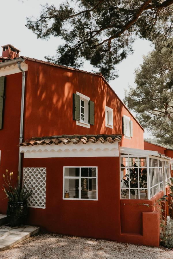 Le Cigalon Bed and Breakfast Le Beausset Buitenkant foto