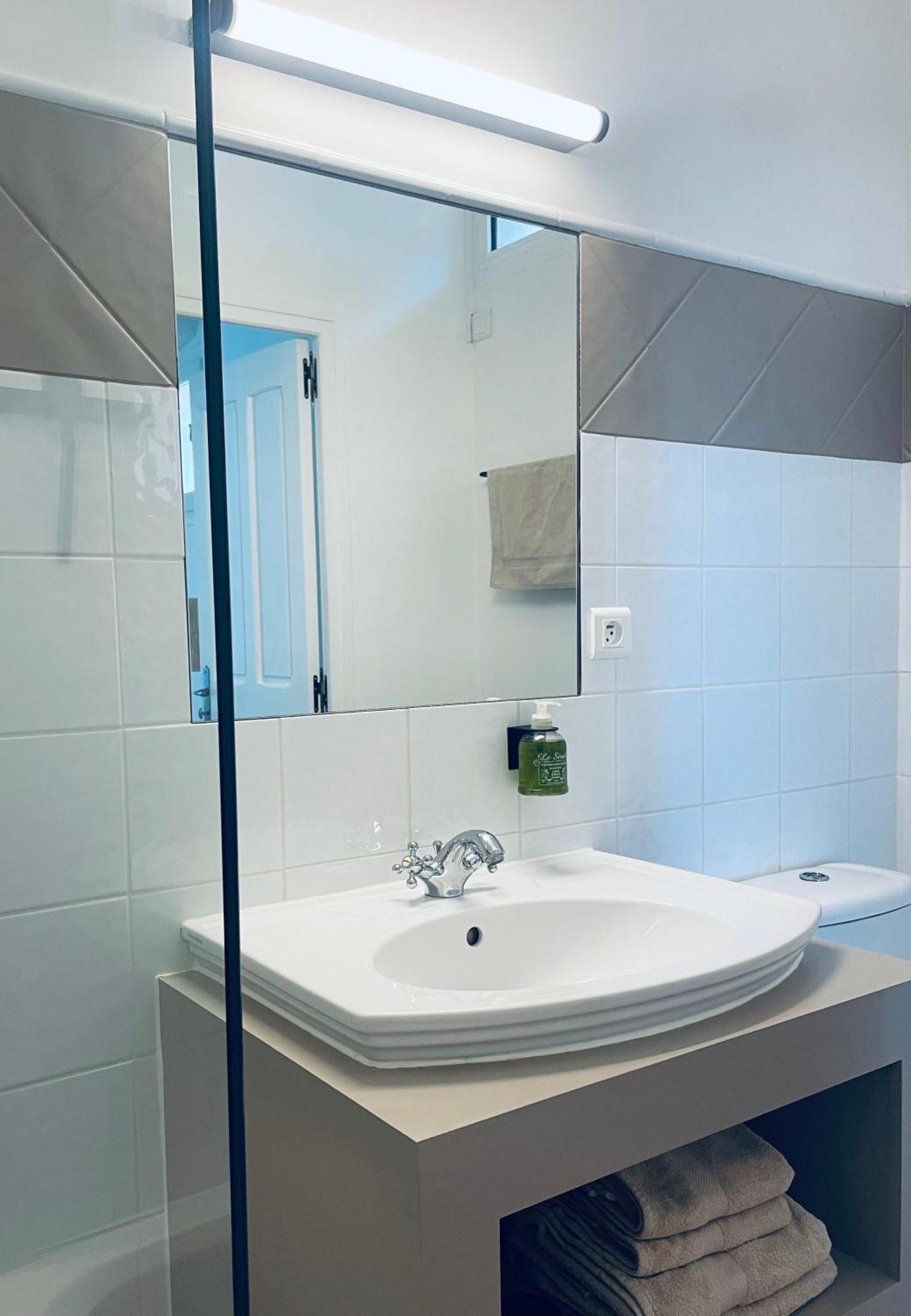 Le Cigalon Bed and Breakfast Le Beausset Kamer foto