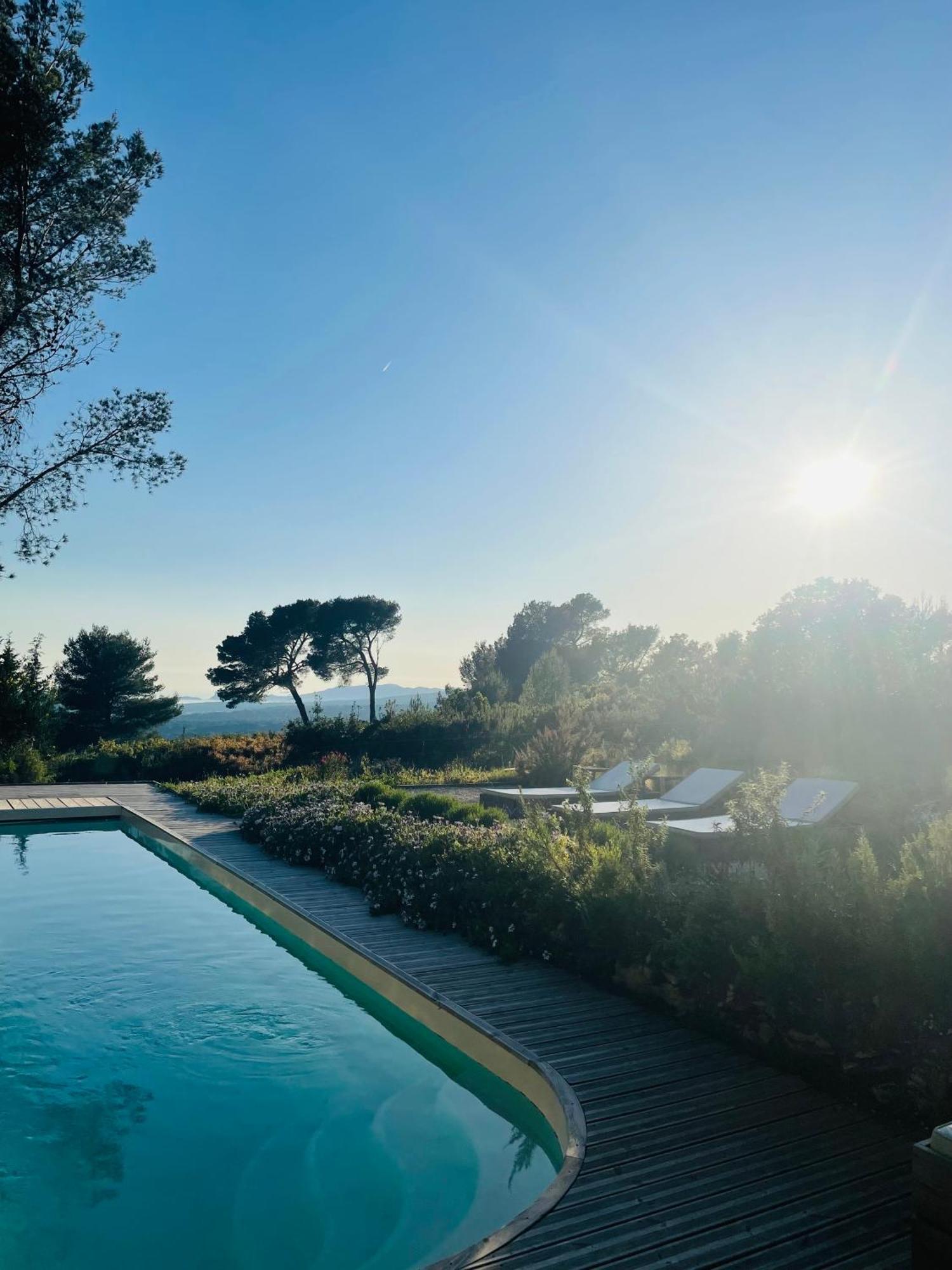 Le Cigalon Bed and Breakfast Le Beausset Buitenkant foto